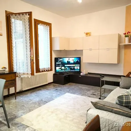 Apartment Centro Storico Con Garage Incluso, Da Kathy *